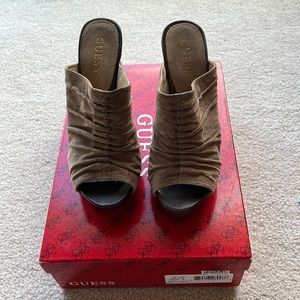 Perfect tan suede wooden heel peep toe mule for fall!  GUESS size 6